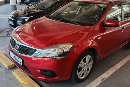 Kia ceed / Ceed 170.000 km 2.799 &euro; Köln 50735