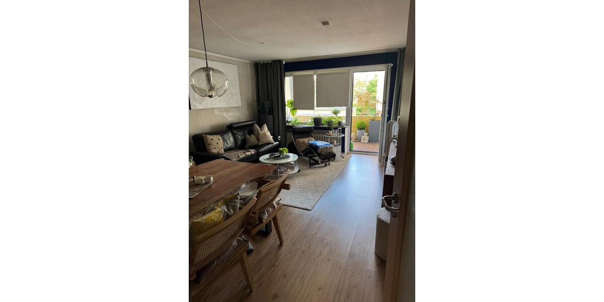 Gepflegte Eigentumswohnung 2 Zimmer Balkon in Köln Vingst 2 zimmer