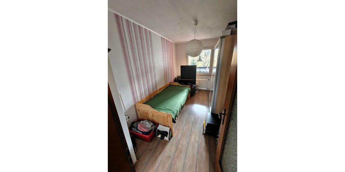 Etagenwohnung Köln Nippes - 4 Zimmer, 90 m&sup2;, 390.000&euro; | Angebot:26957561