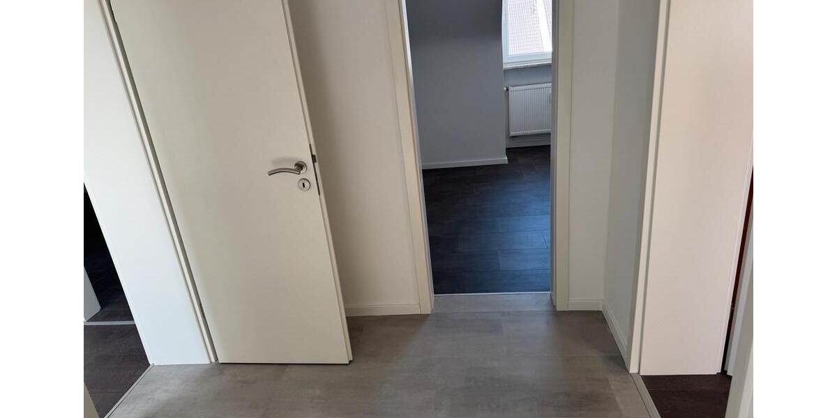 Maisonettenwohnung Bergisch Gladbach Gronau - 6 Zimmer, 120 m&sup2;, 1.600&euro; | Angebot:26532292