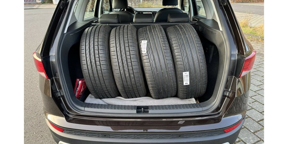 Seat Ateca Leder Navi Klima Temp. SR+WR UNFALLFREI 1a 60.000 km 16.500 &euro; Erftstadt 50374