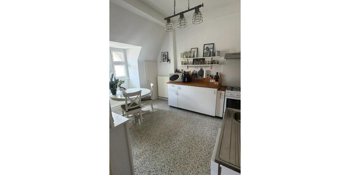 Etagenwohnung Bonn Gronau - 3 Zimmer, 85 m&sup2;, 1.100&euro; | Angebot:25378993