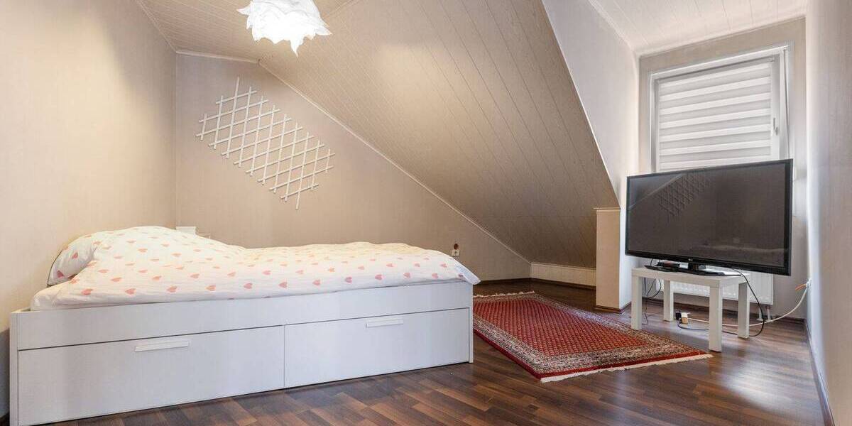 Einfamilienhaus Hürth Alt-Hürth - 6 Zimmer, 198 m&sup2;, 649.000&euro; | Angebot:26388747