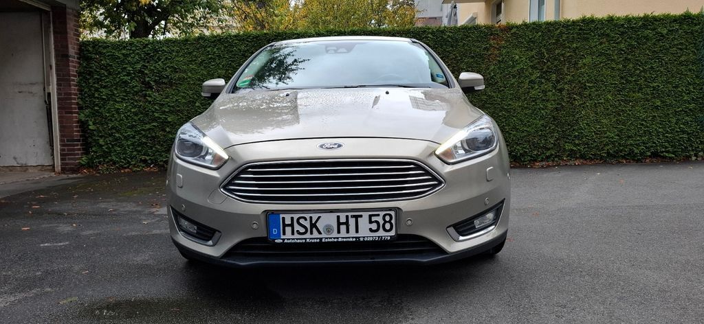 Ford Focus 51.000 km 12.700 € Bergisch Gladbach 51429