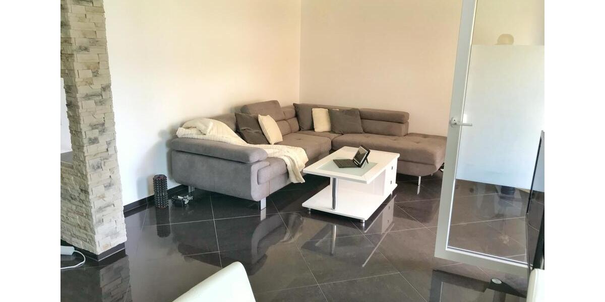 Sanierte Drei Zimmer Wohnung 3 zimmer