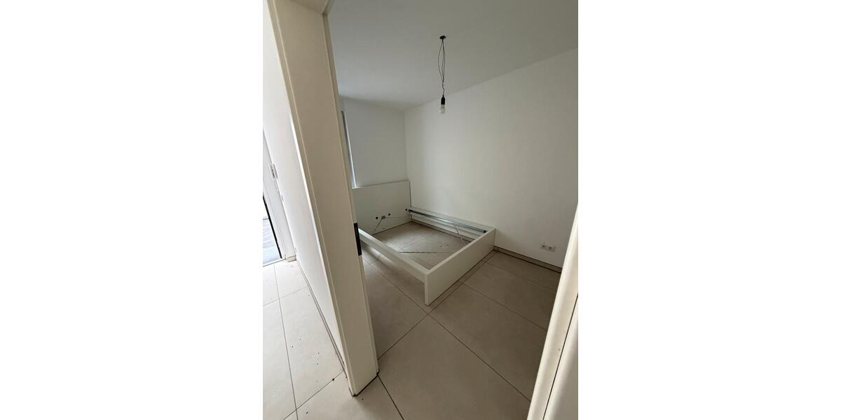 Erdgeschoßwohnung Köln Ehrenfeld - 3 Zimmer, 43 m&sup2;, 1.300&euro; | Angebot:27603854