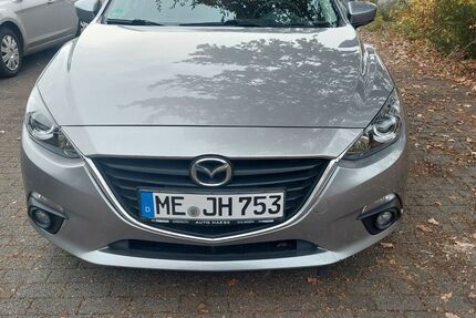 Mazda 3 53.200 km 12.200 &euro; Solingen 42651