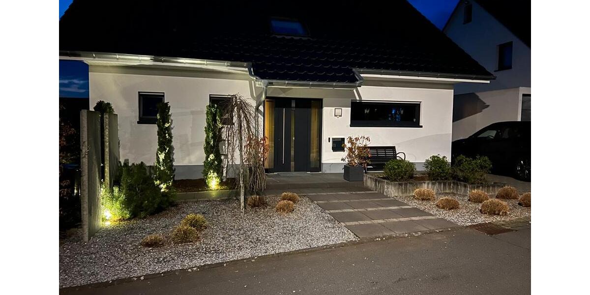 Einfamilienhaus Siegburg - 6 Zimmer, 167 m&sup2;, 2.350&euro; | Angebot:27614977