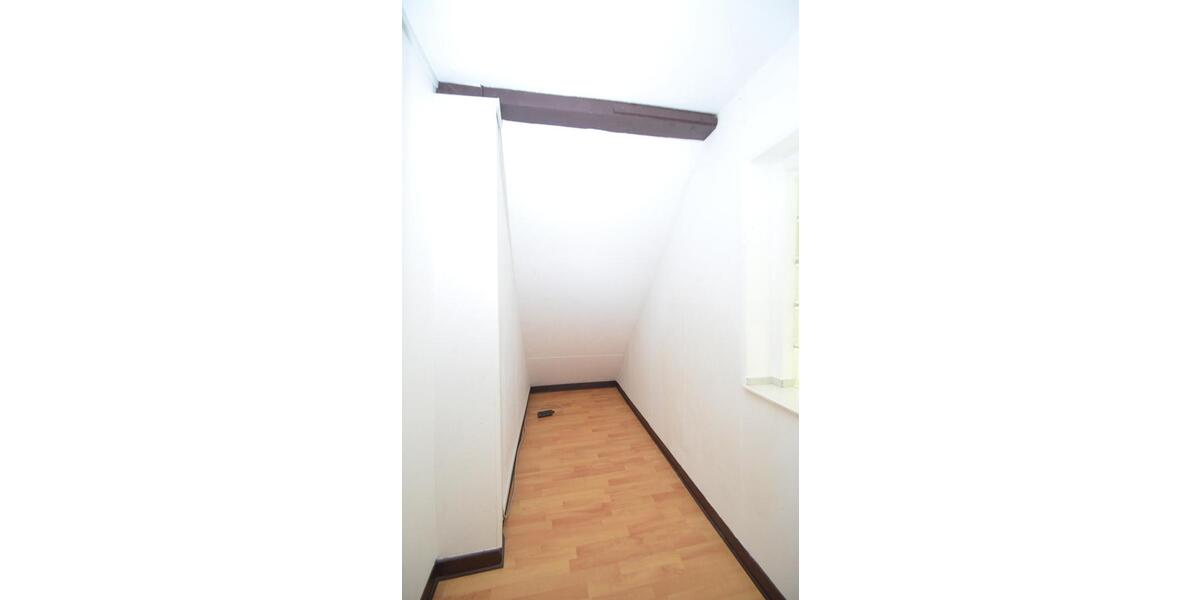 Etagenwohnung Brühl - 3 Zimmer, 65 m&sup2;, 600&euro; | Angebot:26279258