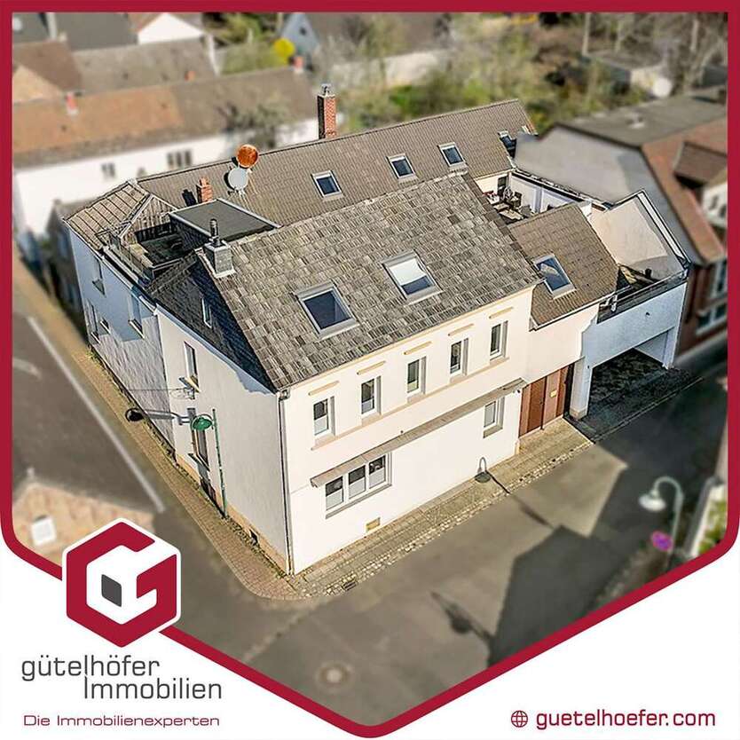 Haus zum Kaufen in Niederkassel Mondorf 899.000 € 394 m²