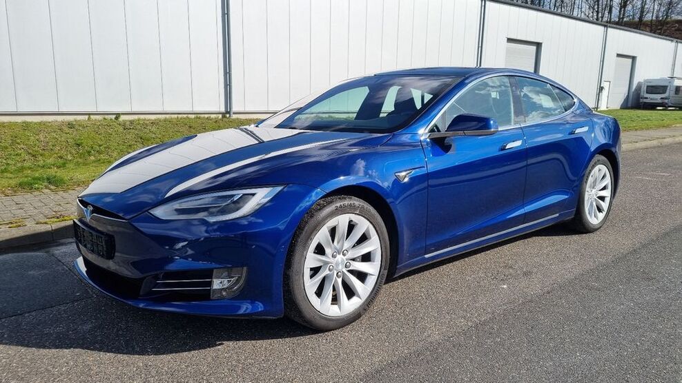 Tesla Model S 117.003 km 21.490 € Bergheim 50129