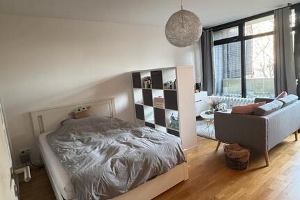 Wohnung Köln Lindenthal - 1 Zimmer, 33 m&sup2;, 627&euro; | Angebot:25294079