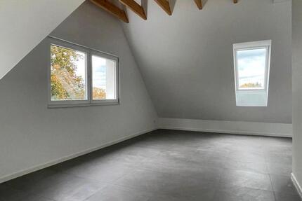 DACHGESCHOSS APARTMENT MIT BALKON IN TOP LAGE VON KÖLN WEIDEN 1 zimmer