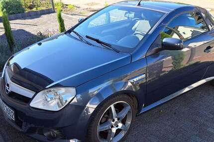 Opel Tigra 113.000 km 2.500 € Alfter 53347