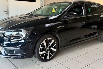 Renault Megane 84.800 km 14.590 &euro; Köln 51067