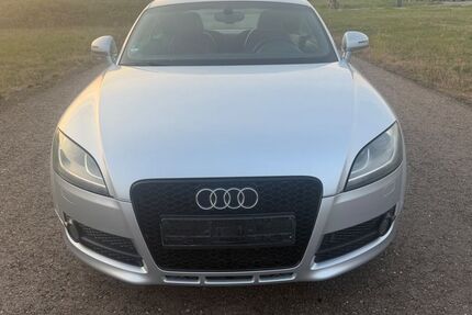 Audi TT 190.000 km 9.850 &euro; Köln/Poll 51105