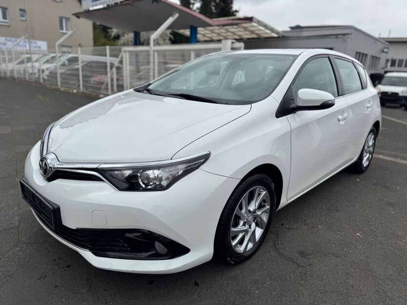 Auris