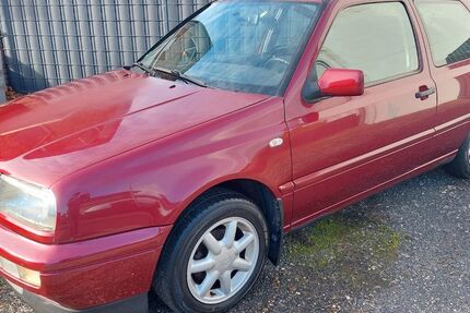 VW Golf 85.845 km 2.590 € Bergheim 50129