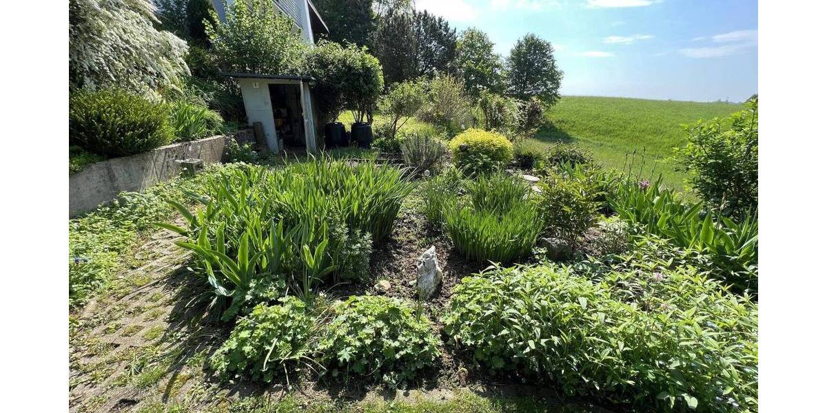 Bungalow Leverkusen Lützenkirchen - 9 Zimmer, 211 m&sup2;, 498.000&euro; | Angebot:26064429