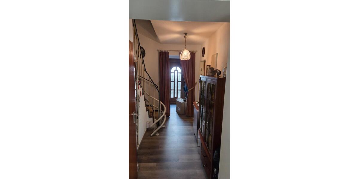 Reihenhaus Köln Chorweiler - 5 Zimmer, 97 m&sup2;, 390.000&euro; | Angebot:26993141
