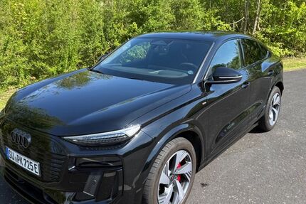 Audi Q6 e-tron 10.800 km 67.900 &euro; Troisdorf 53840