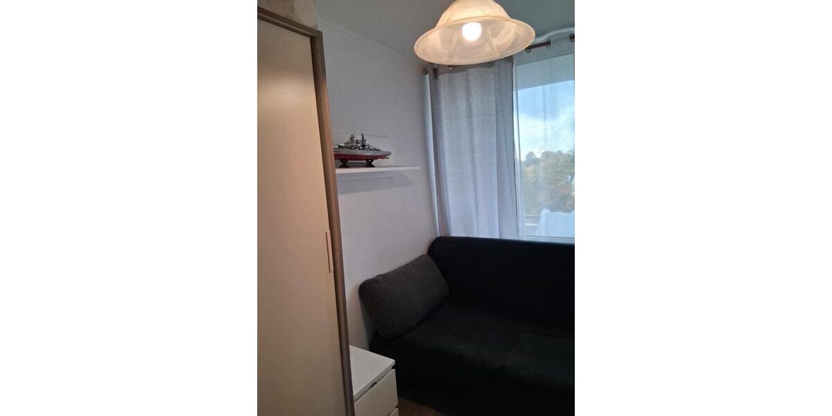 Etagenwohnung Köln Kalk - 3 Zimmer, 69 m&sup2;, 235.000&euro; | Angebot:26404566