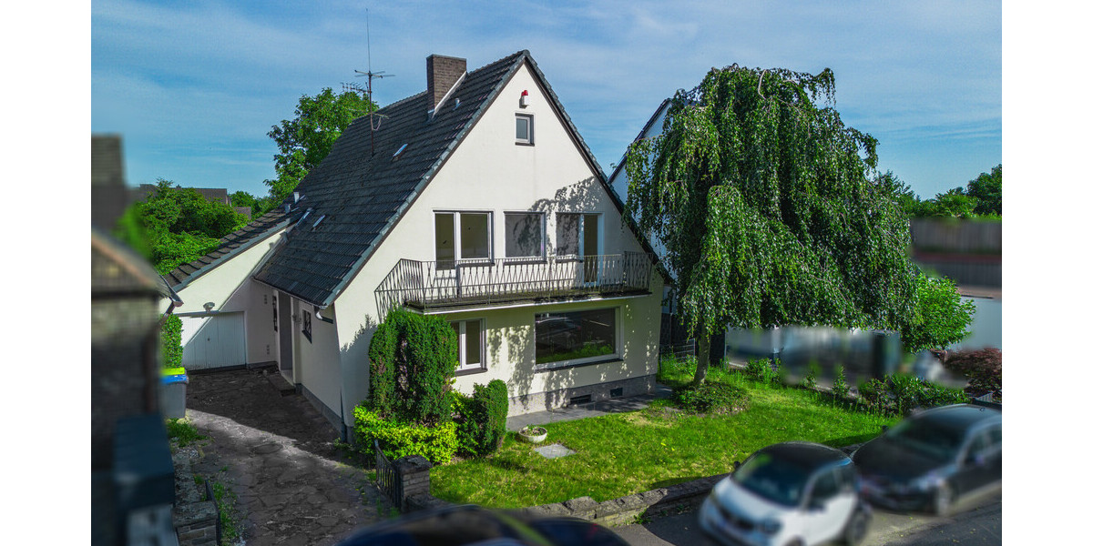 Rheinblick, Gartenidylle und Entwicklungspotential - Einfamilienhaus Köln Porz | Angebot:25783620
