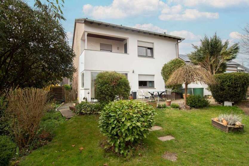 Haus zum Kaufen in Nörvenich 349.000 € 158.04 m²