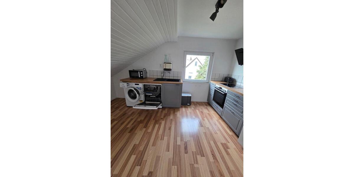 Dachgeschoßwohnung Leverkusen Alkenrath - 3 Zimmer, 50 m&sup2;, 800&euro; | Angebot:27567584