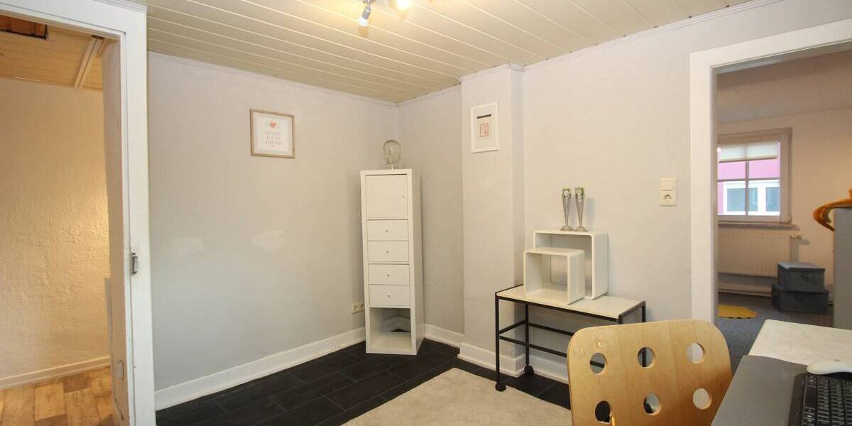 Einfamilienhaus Bonn / Endenich Endenich - 5 Zimmer, 111 m&sup2;, 679.000&euro; | Angebot:24042559