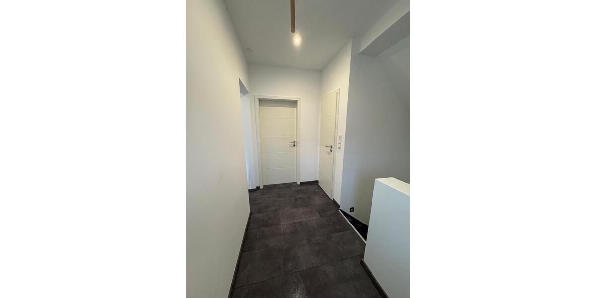 Einfamilienhaus Köln Chorweiler - 4 Zimmer, 110 m&sup2;, 1.800&euro; | Angebot:26426751