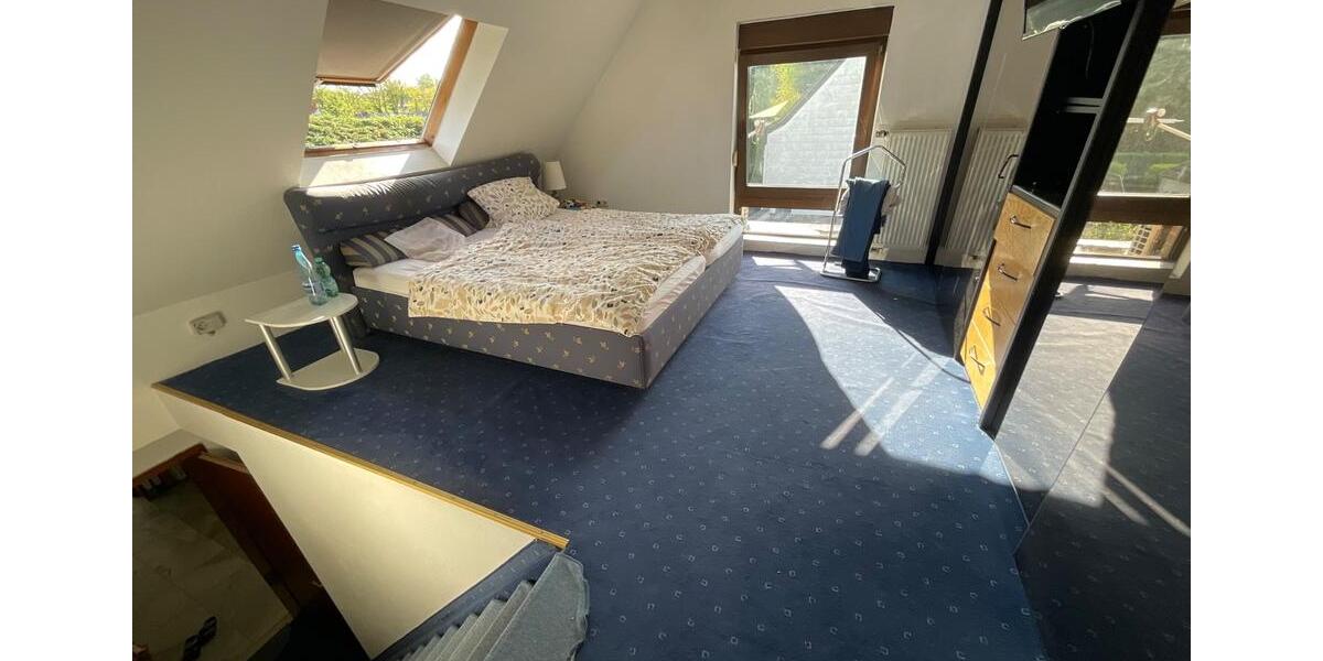 Einfamilienhaus Köln Mülheim - 12 Zimmer, 270 m&sup2;, 740.000&euro; | Angebot:27142608