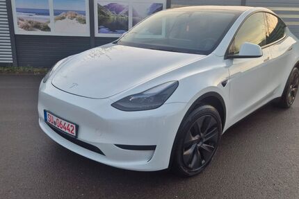 Tesla Model Y 12.260 km 31.999 &euro; Bornheim 53332