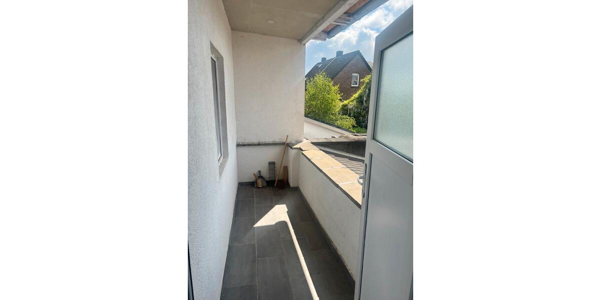 Etagenwohnung Bergheim Ahe - 4 Zimmer, 110 m&sup2;, 1.700&euro; | Angebot:27542629