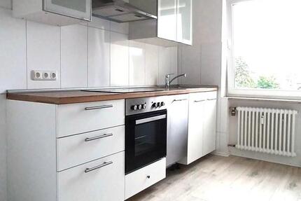 Moderne 3 Zimmer Wohnung, Einbauküche, verkehrsgünstig und ruhig 3 zimmer