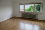 Helle 3-Zimmer-Wohnung 83 qm, Balkon, EBK, PKW-Stellplatz 3 zimmer