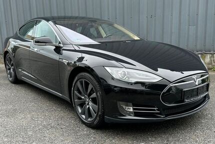 Tesla Model S 384.862 km 11.990 &euro; Bergisch Gladbach 51467