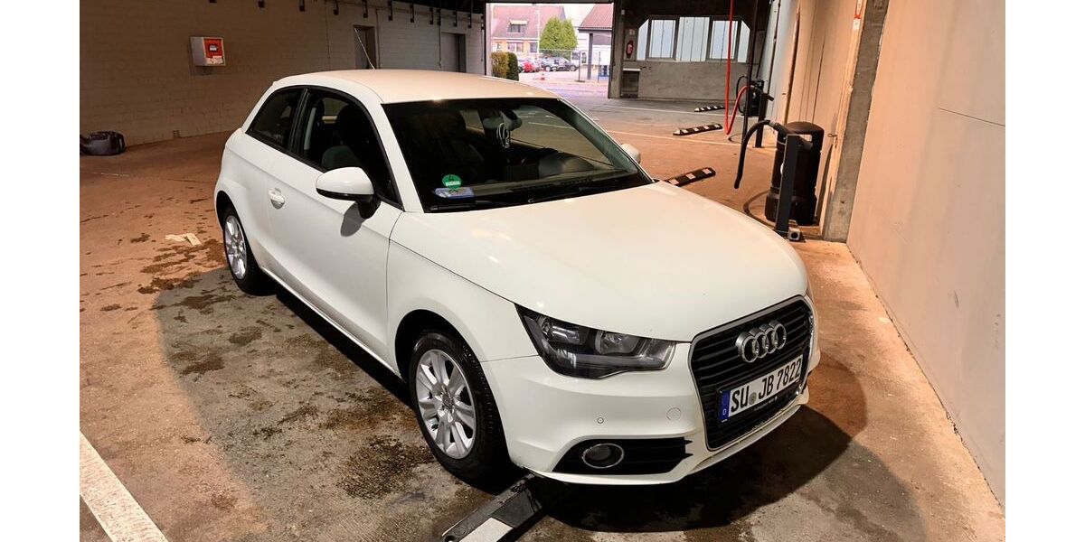 Audi A1 151.729 km 7.000 &euro; Niederkassel 53859