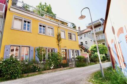 Historisches Stadthaus in zentraler Lage in KN-Petershausen 5,5 Räume, 189 qm