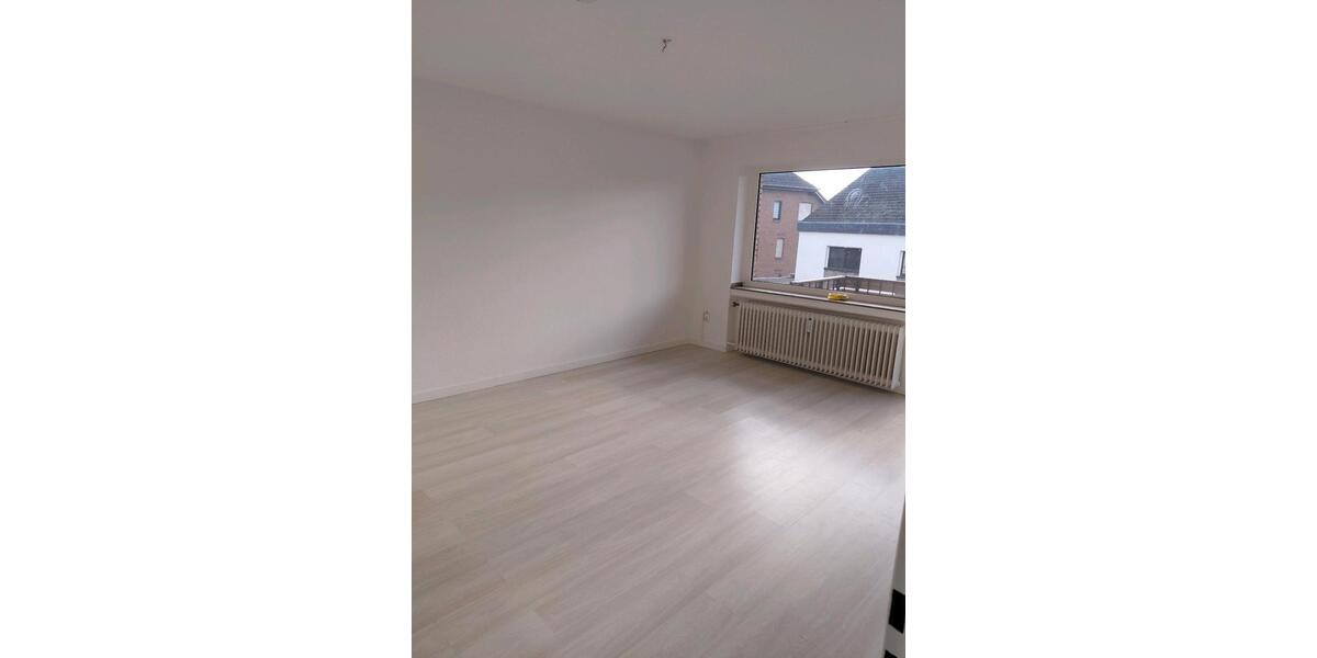Erdgeschoßwohnung Bergheim - 3 Zimmer, 86 m&sup2;, 1.300&euro; | Angebot:25404174