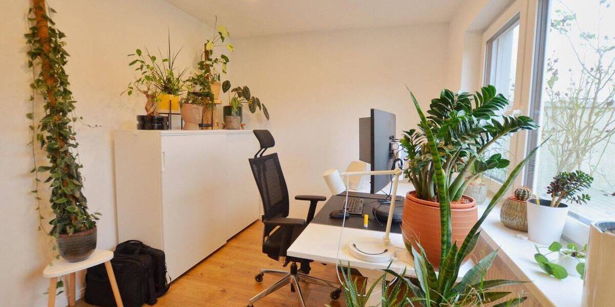 Etagenwohnung Troisdorf Spich - 4 Zimmer, 100 m&sup2;, 1.295&euro; | Angebot:26236530