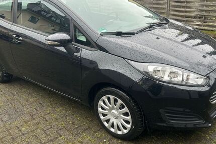 Ford Fiesta 191.000 km 2.750 &euro; Köln 51069