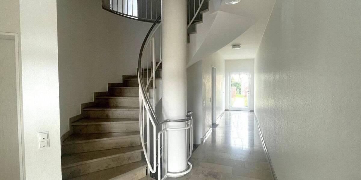 Etagenwohnung Bonn Geislar - 2 Zimmer, 70 m&sup2;, 285.000&euro; | Angebot:26377061