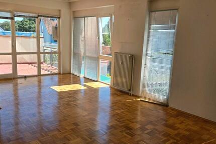 Helle Wohnung mit Terrasse in ruhiger Lage in Dellbrück 3 zimmer