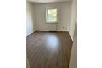 Etagenwohnung Solingen - 4 Zimmer, 100 m&sup2;, 1.000&euro; | Angebot:26265943