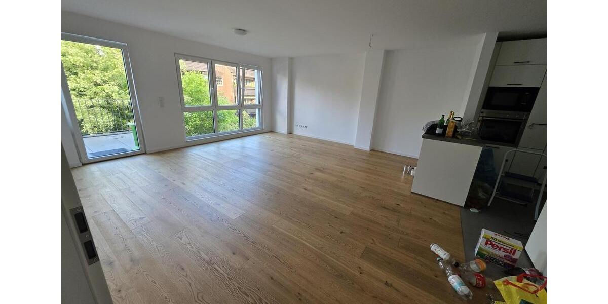 Etagenwohnung Hilden Forstbach - 3 Zimmer, 110 m&sup2;, 1.750&euro; | Angebot:25479741