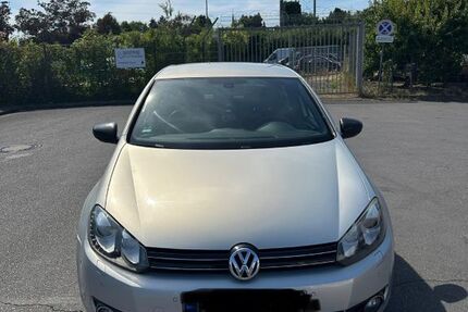 VW Golf 153.024 km 7.800 &euro; Brühl 50321