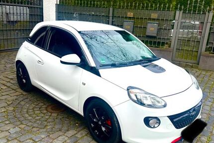 Opel Adam 137.000 km 4.500 &euro; Bergisch Gladbach 51469