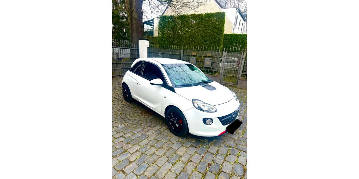 Opel Adam 137.000 km 4.500 &euro; Bergisch Gladbach 51469