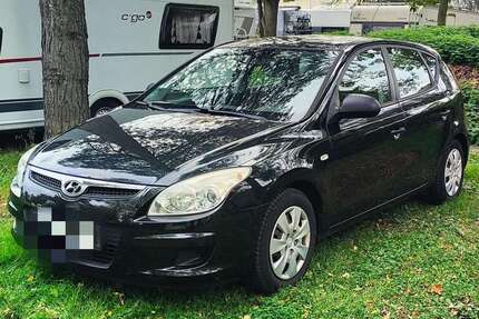 Hyundai i30 194.000 km 3.000 € Koeln 50931